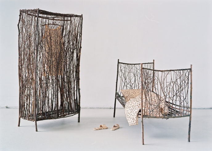 Ameisenzimmer, 2003, Holz, Silikon, 170 x 240 x 170 cm VG Bild-Kunst, Bonn 2020/ Kirsten Krüger, Foto: Kirsten Krüger