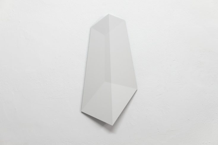 Cube04a, 2018, digital print, resin, high pressure laminate, 56 x 28 x 5 cm Foto: Peter Wackernagel