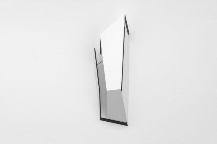 Cube06b, 2014, high pressure laminate, 60 x 15 x 20 cm Foto: Peter Wackernagel