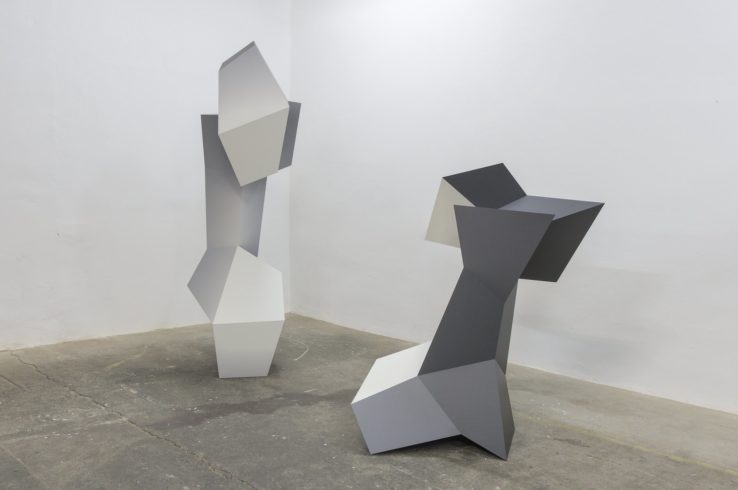 Objects in Space, 2016, high pressure laminate, 245 x 92 x 98 cm and 155 x 118 x 128 cm Foto: Peter Wackernagel