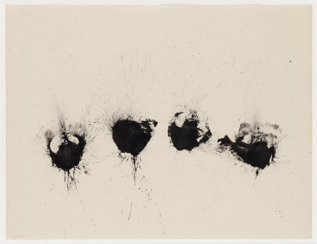 „30/II 58“, Tusche auf Papier, 50 x 65 cm, 1958 Foto: Sascha Fuis, © Oskar Holweck Nachlass, Courtesy Gallery Martin Kudlek, Köln