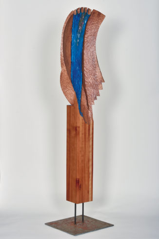 Engel, 2006, Kirschholz, 173 x 39 x 20 cm © Manfred Holtkamp, Foto: Jürgen Theobald